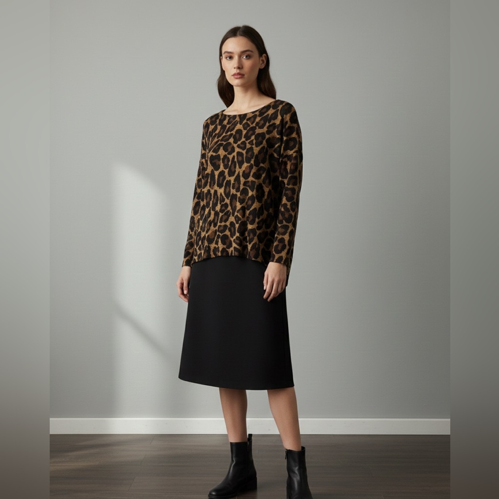 Elegant Leopard Print Women's Blouse